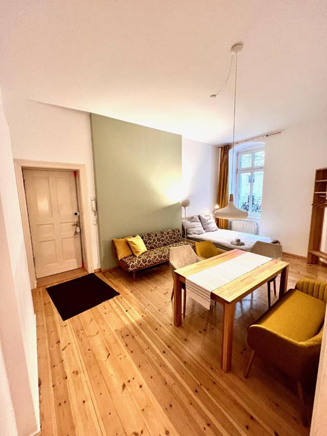 Gemuetliche 2-Zimmer-Wohnung Zentral Friedrichshain Берлін Екстер'єр фото