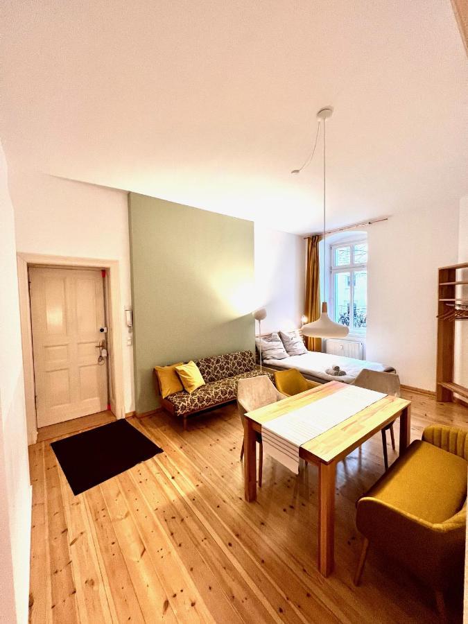 Gemuetliche 2-Zimmer-Wohnung Zentral Friedrichshain Берлін Екстер'єр фото