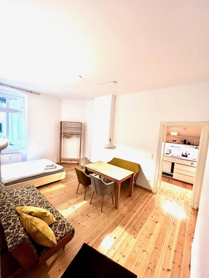 Gemuetliche 2-Zimmer-Wohnung Zentral Friedrichshain Берлін Екстер'єр фото